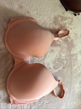 Victoria's Secret Blush Pink Padded T-Shirt Bra